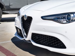 Alfa Romeo Giulia Front V Shield Grill Frame - Carbon Fiber - Forged Carbon - Feroce Carbon